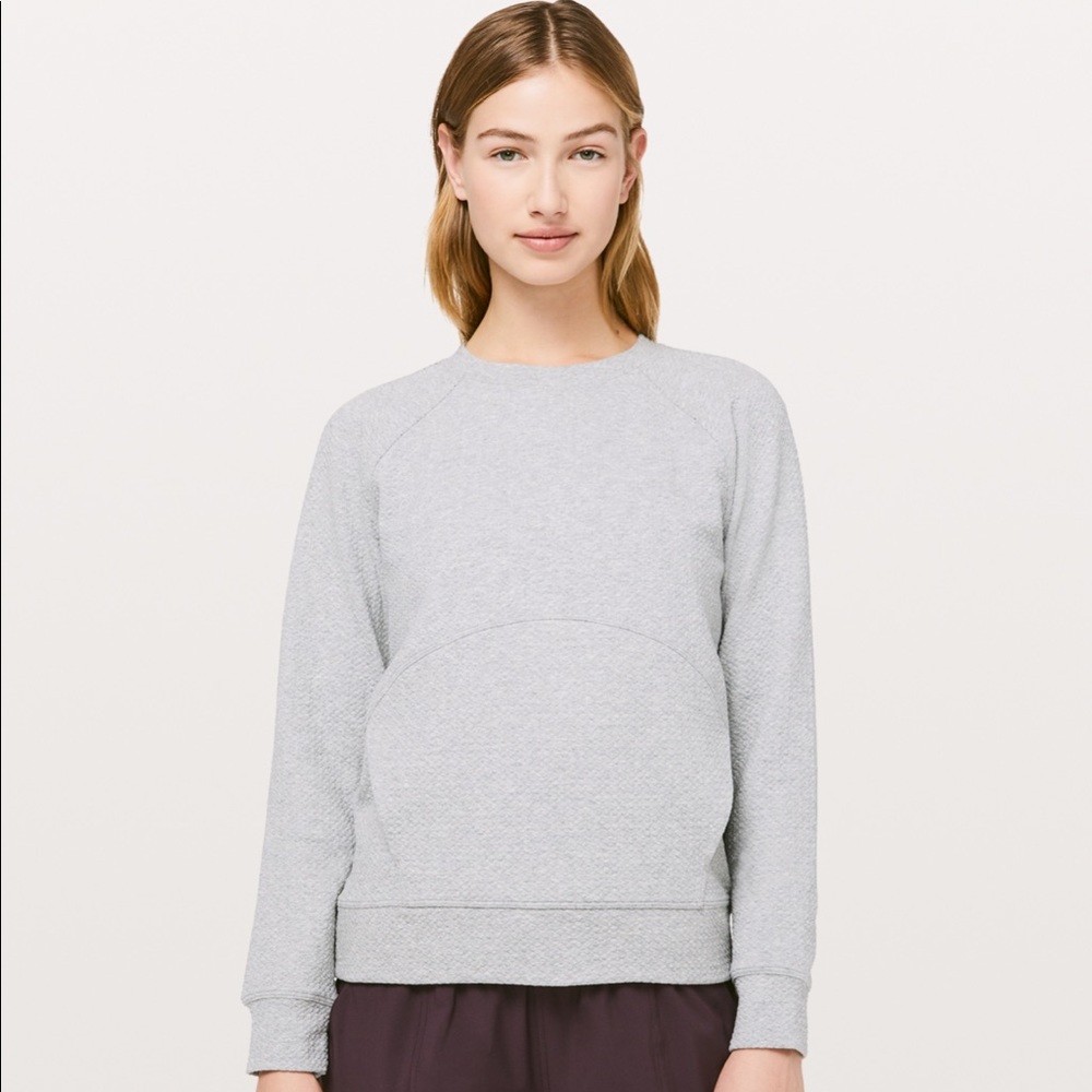 Lululemon Catch A Moment Crew